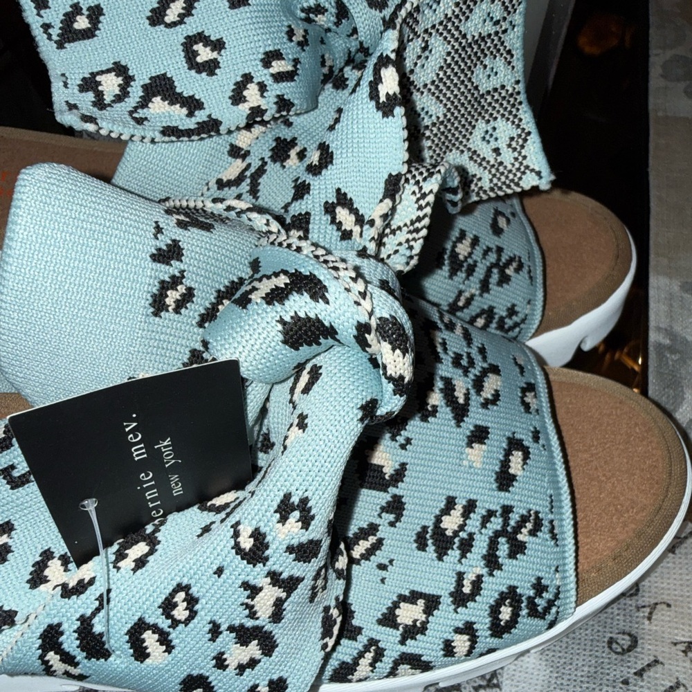 BERNIE MEV NY VENTI FREESIA BLUE LEOPARD PRINT LARGE BOW WEDGE HEEL - SIZE 40/9 - Picture 7 of 12